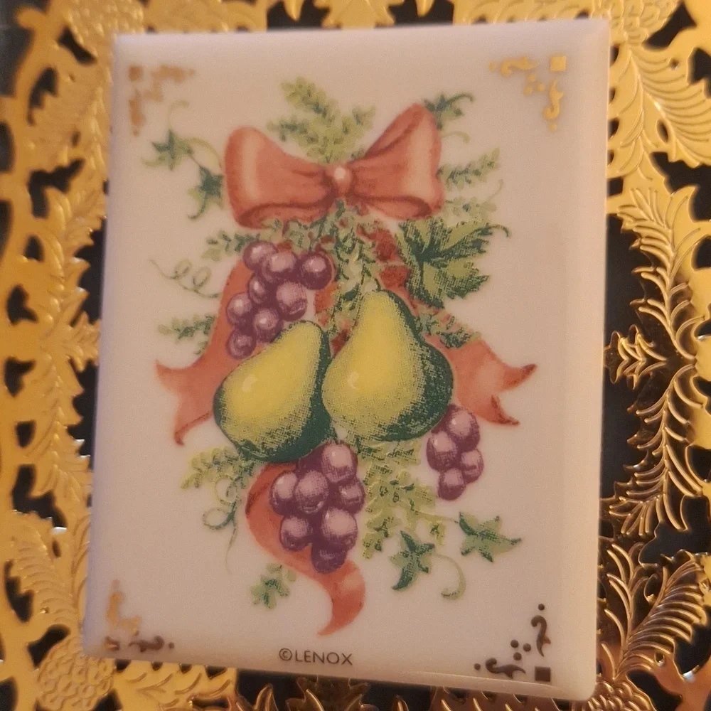 Lenox Fruit Pear Grapes Filigree Reversible Porcelain Metal Ornament